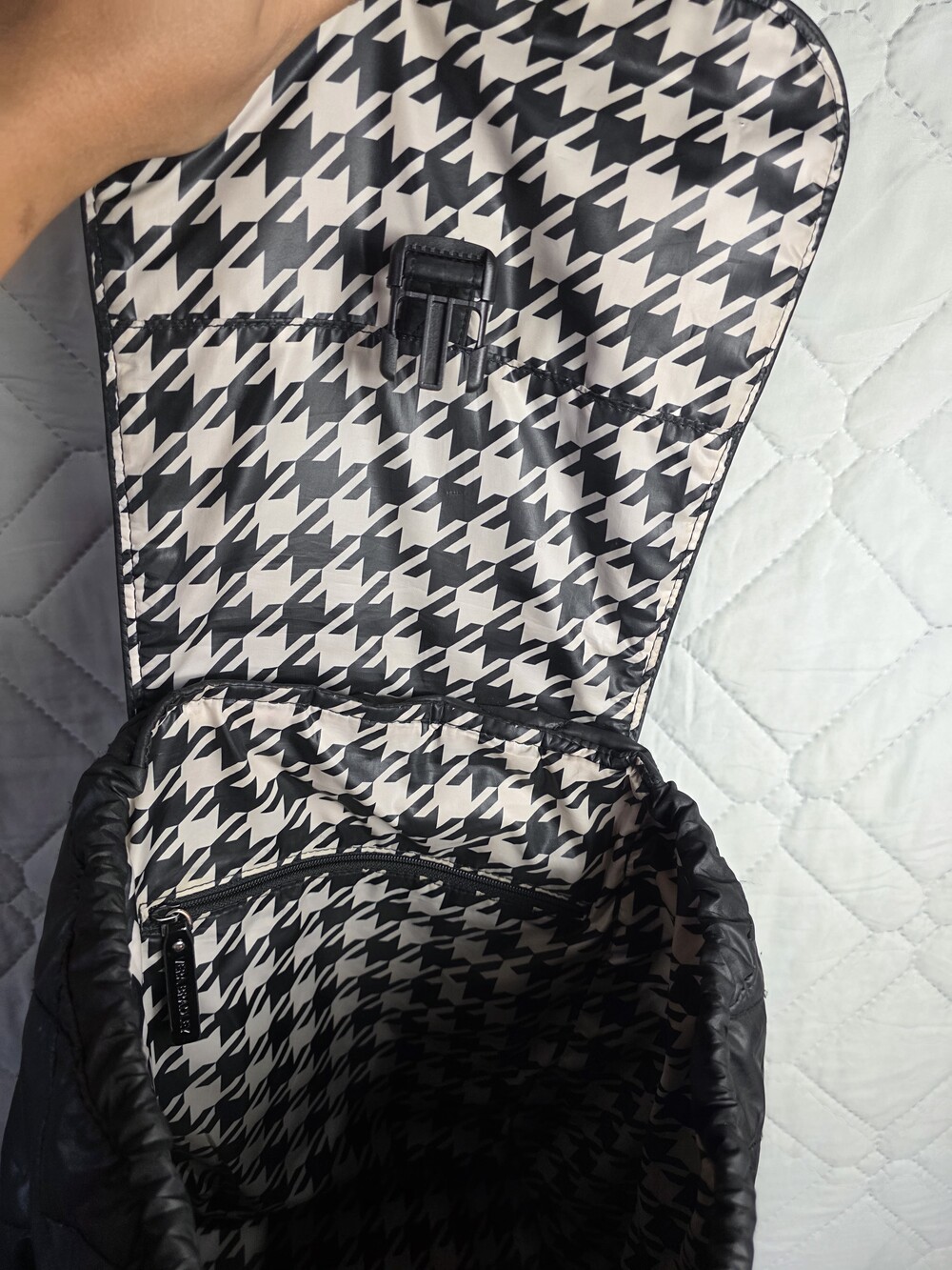 Vera Bradley Ultimate Backpack Solid Black Quilted Multipocket - Picture 5 of 10